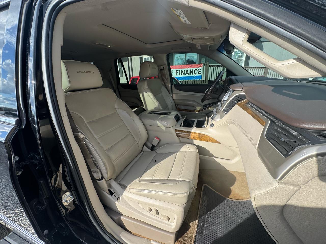 GMC Yukon 4WD 4dr Denali 2017