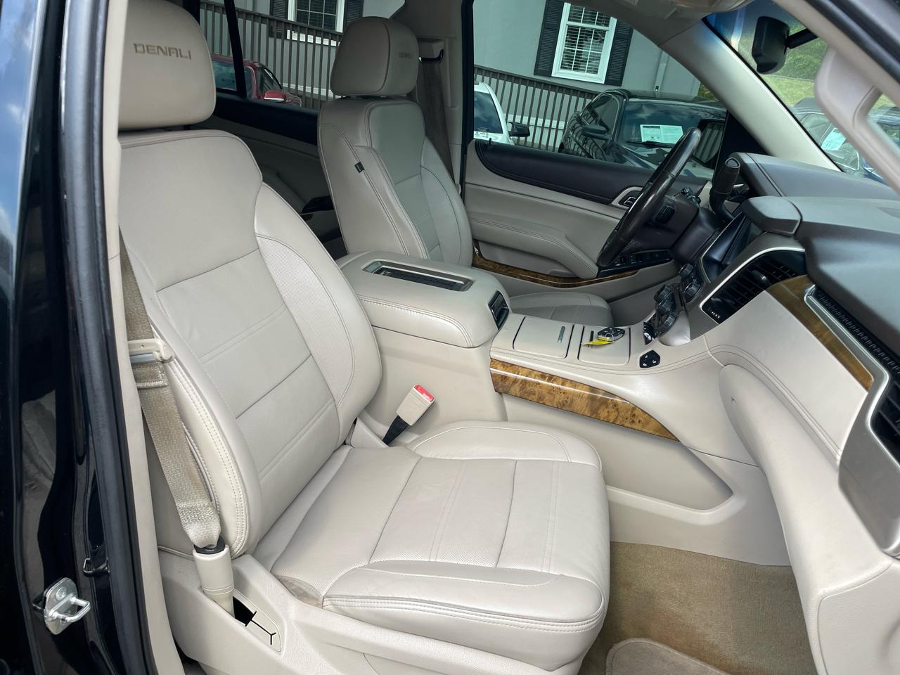 GMC Yukon 4WD 4dr Denali 2017