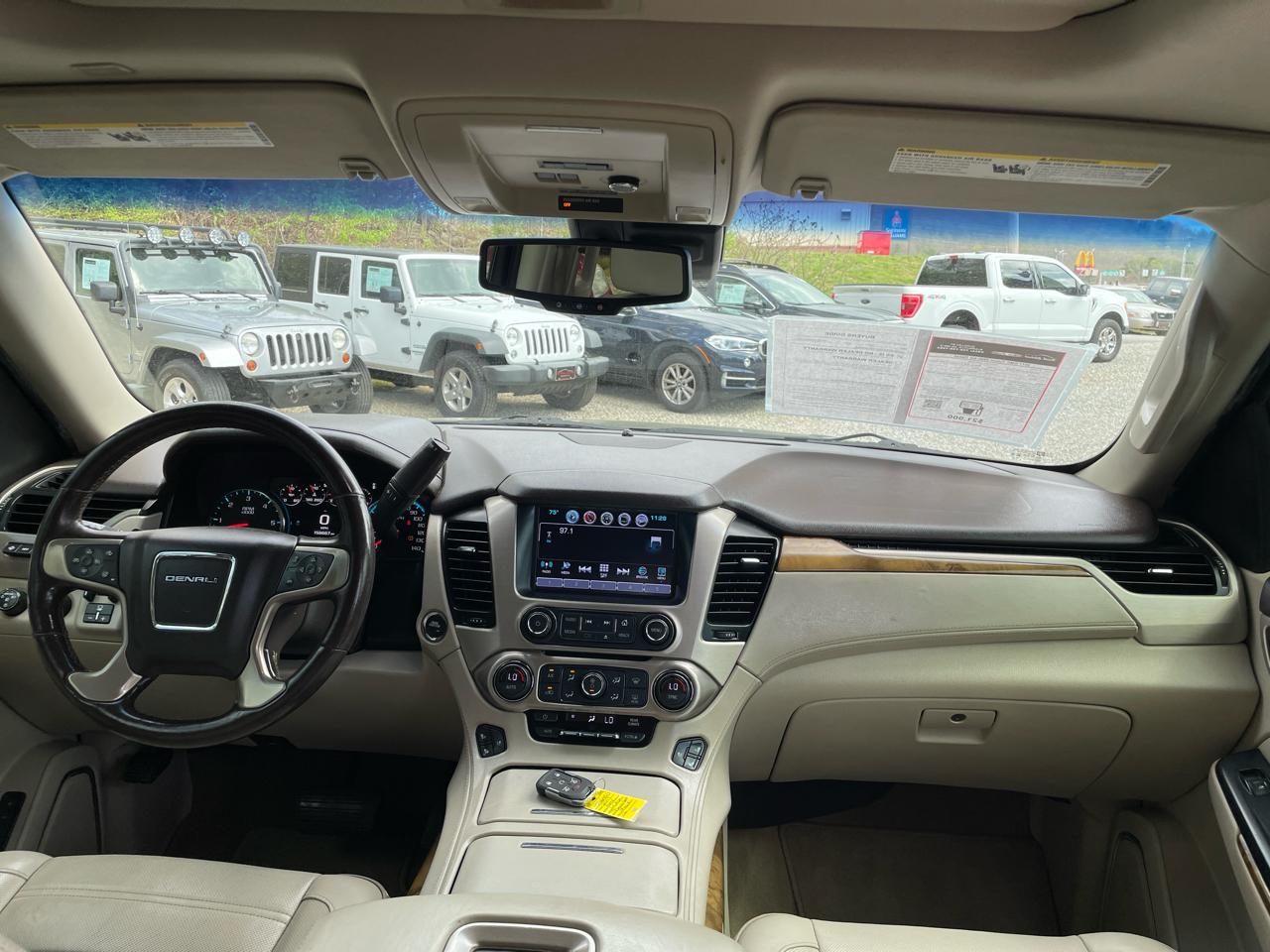 GMC Yukon 4WD 4dr Denali 2017