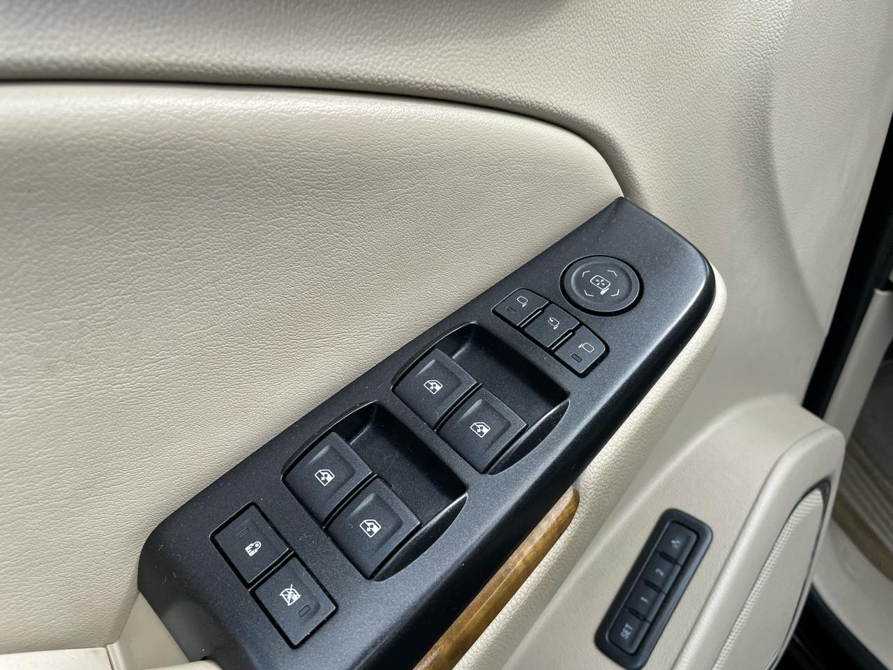 GMC Yukon 4WD 4dr Denali 2017