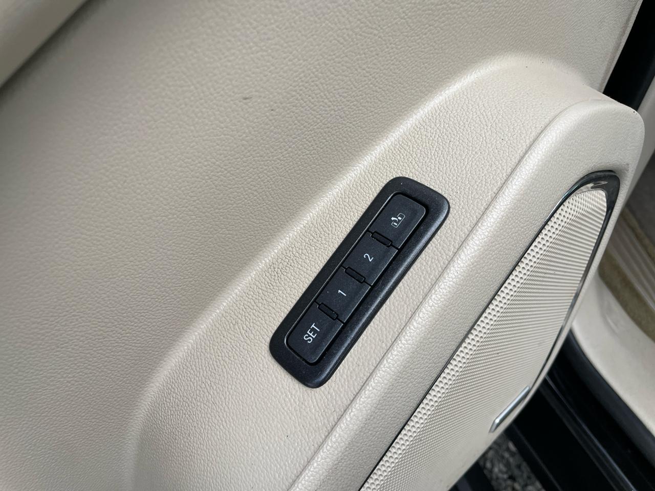 GMC Yukon 4WD 4dr Denali 2017