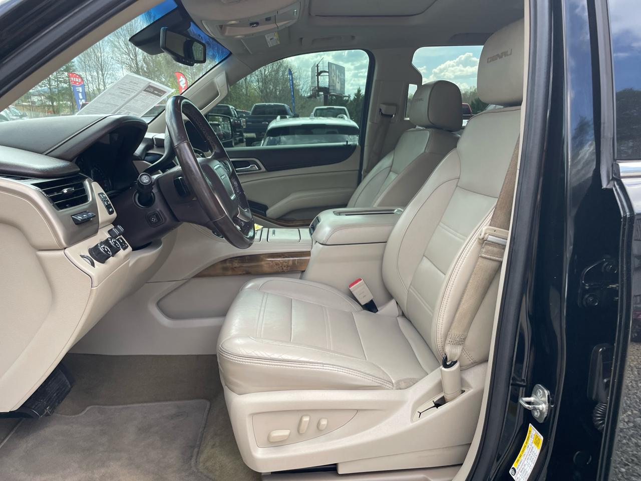 GMC Yukon 4WD 4dr Denali 2017