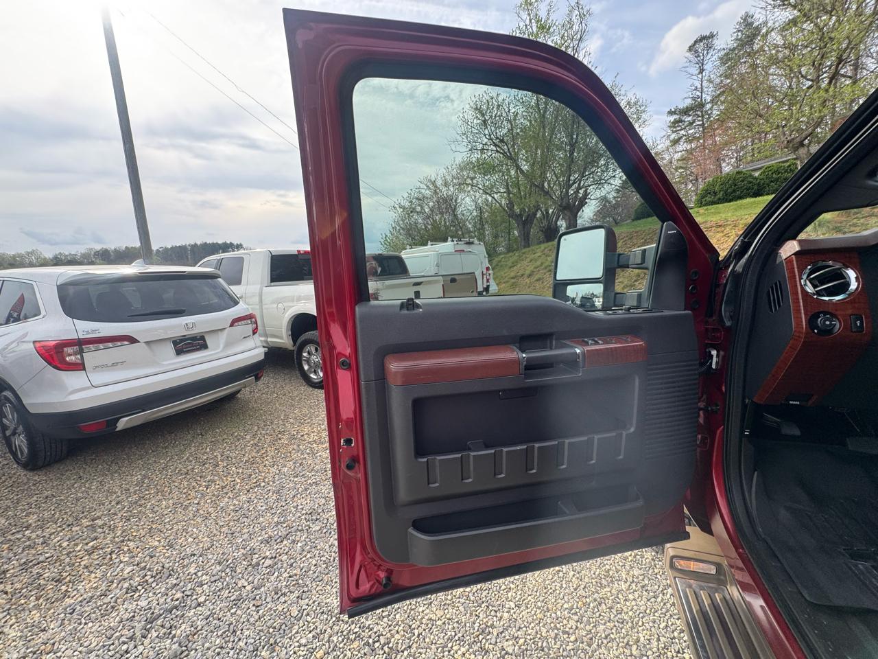 Ford Super Duty F-250 SRW 4WD Crew Cab 156" King Ranch 2014