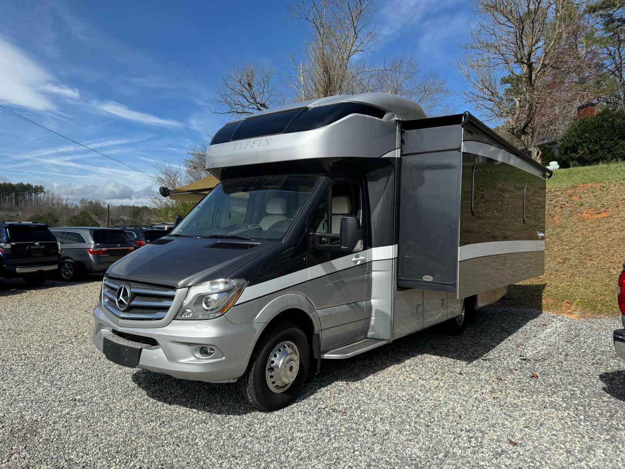Mercedes-Benz Sprinter 3500 Super High Roof Ext Cargo Van 170 WB 2019