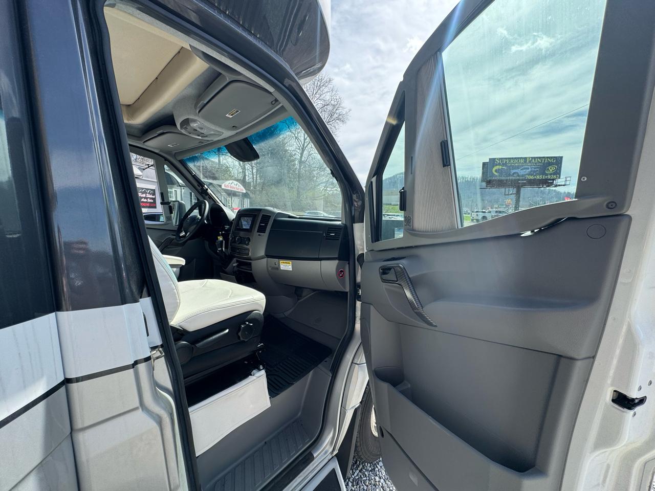 Mercedes-Benz Sprinter 3500 Super High Roof Ext Cargo Van 170 WB 2019