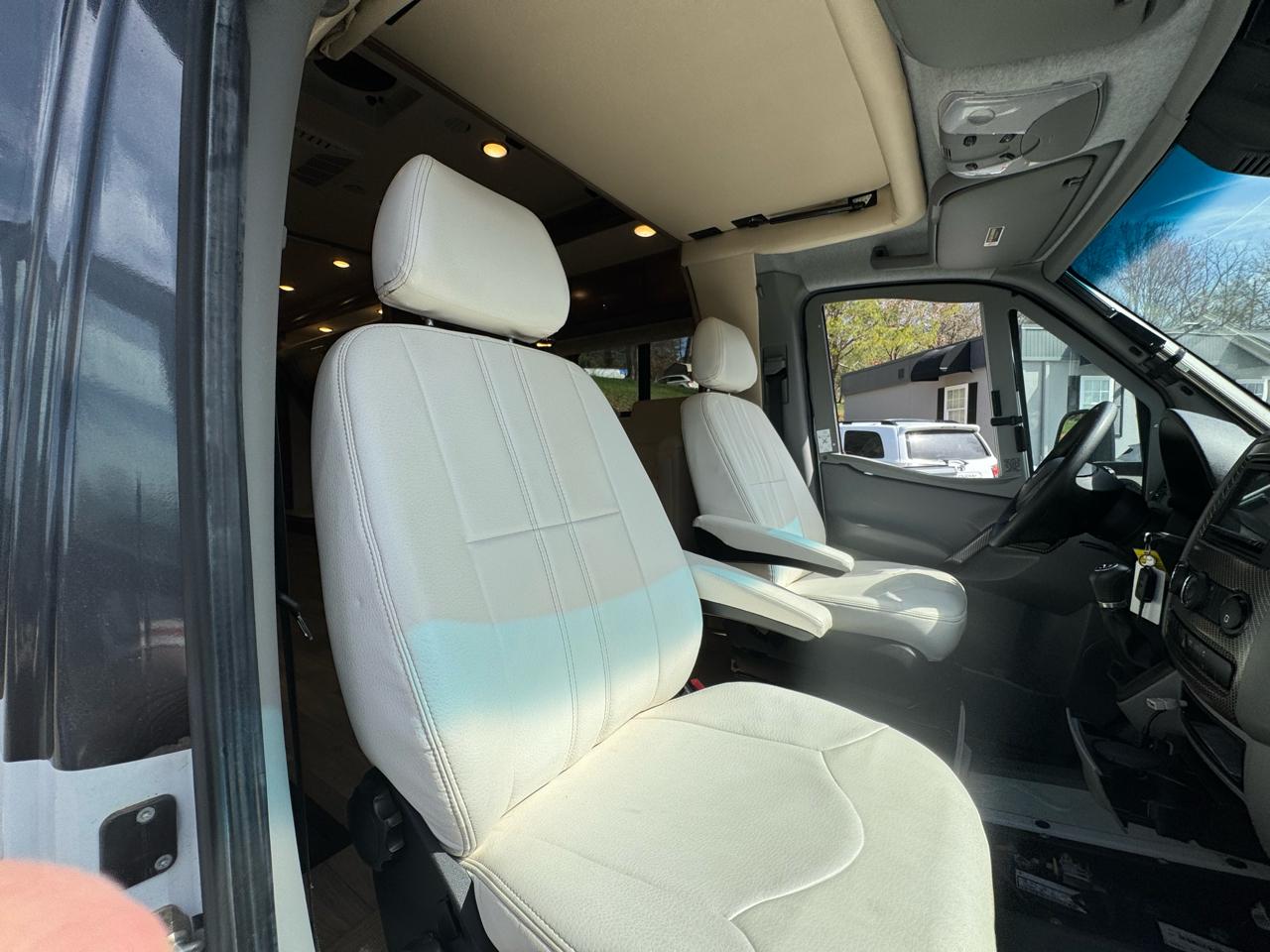 Mercedes-Benz Sprinter 3500 Super High Roof Ext Cargo Van 170 WB 2019