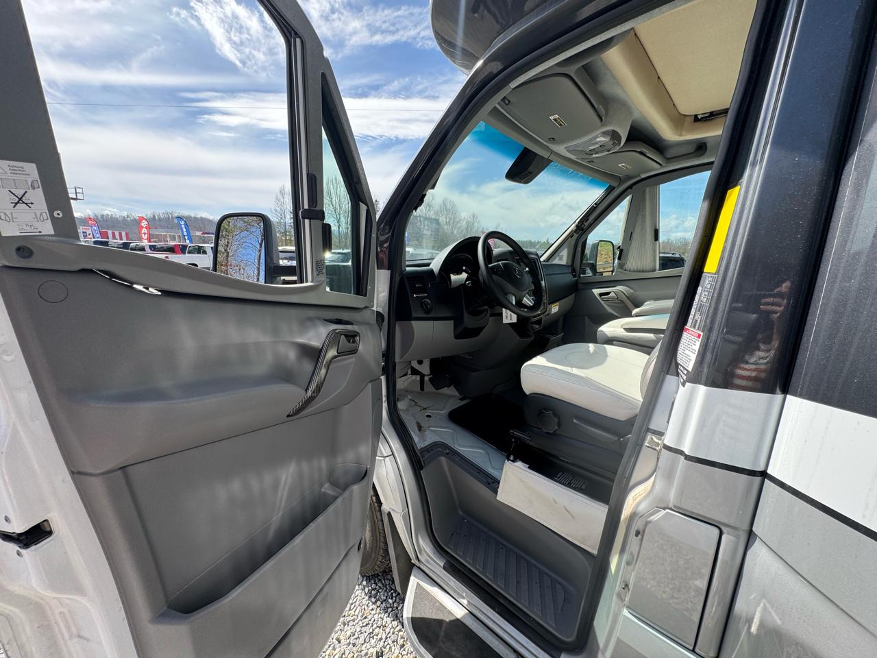 Mercedes-Benz Sprinter 3500 Super High Roof Ext Cargo Van 170 WB 2019