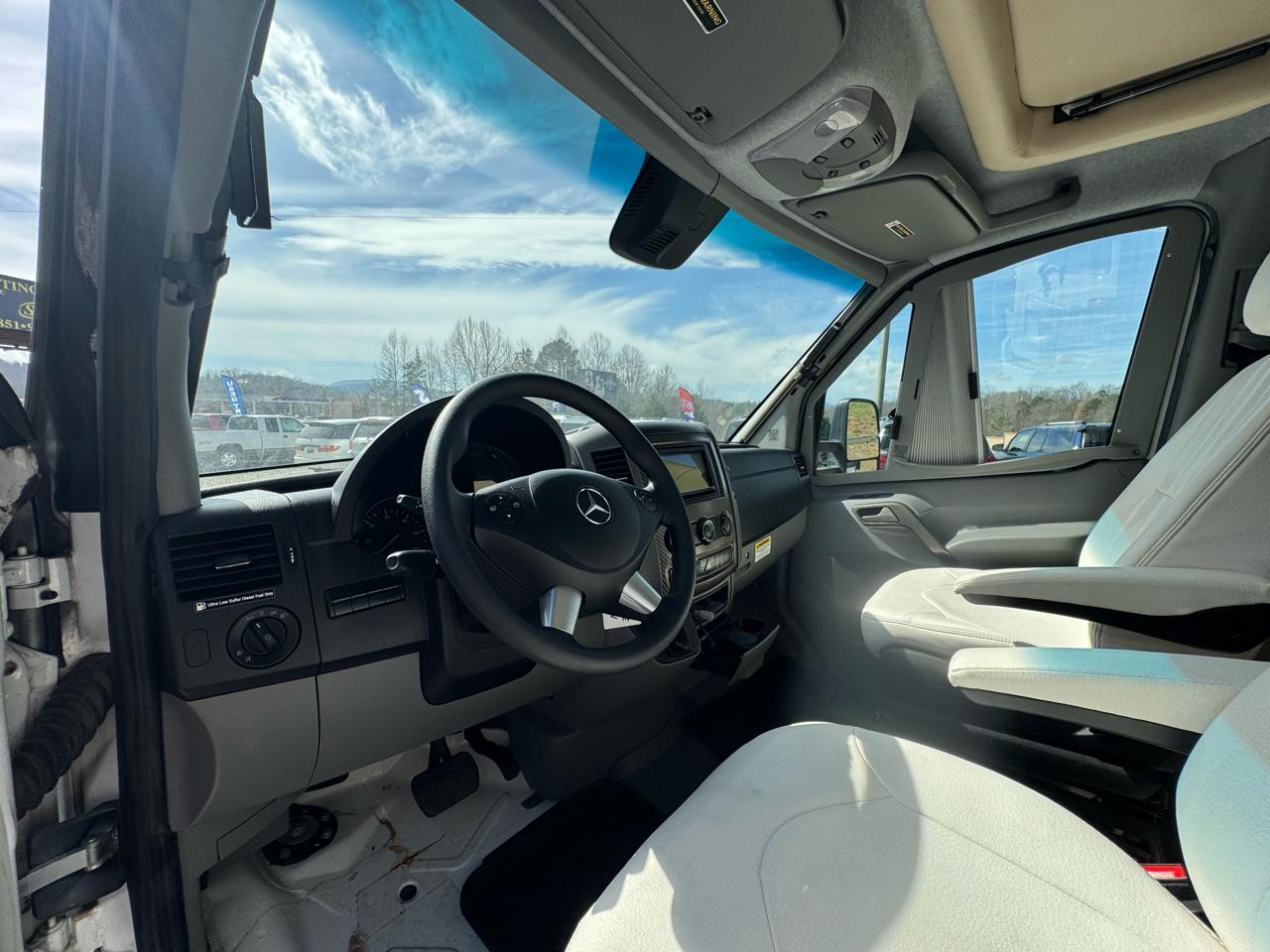 Mercedes-Benz Sprinter 3500 Super High Roof Ext Cargo Van 170 WB 2019