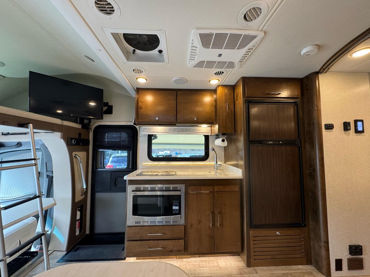 Mercedes-Benz Sprinter 3500 Super High Roof Ext Cargo Van 170 WB 2019