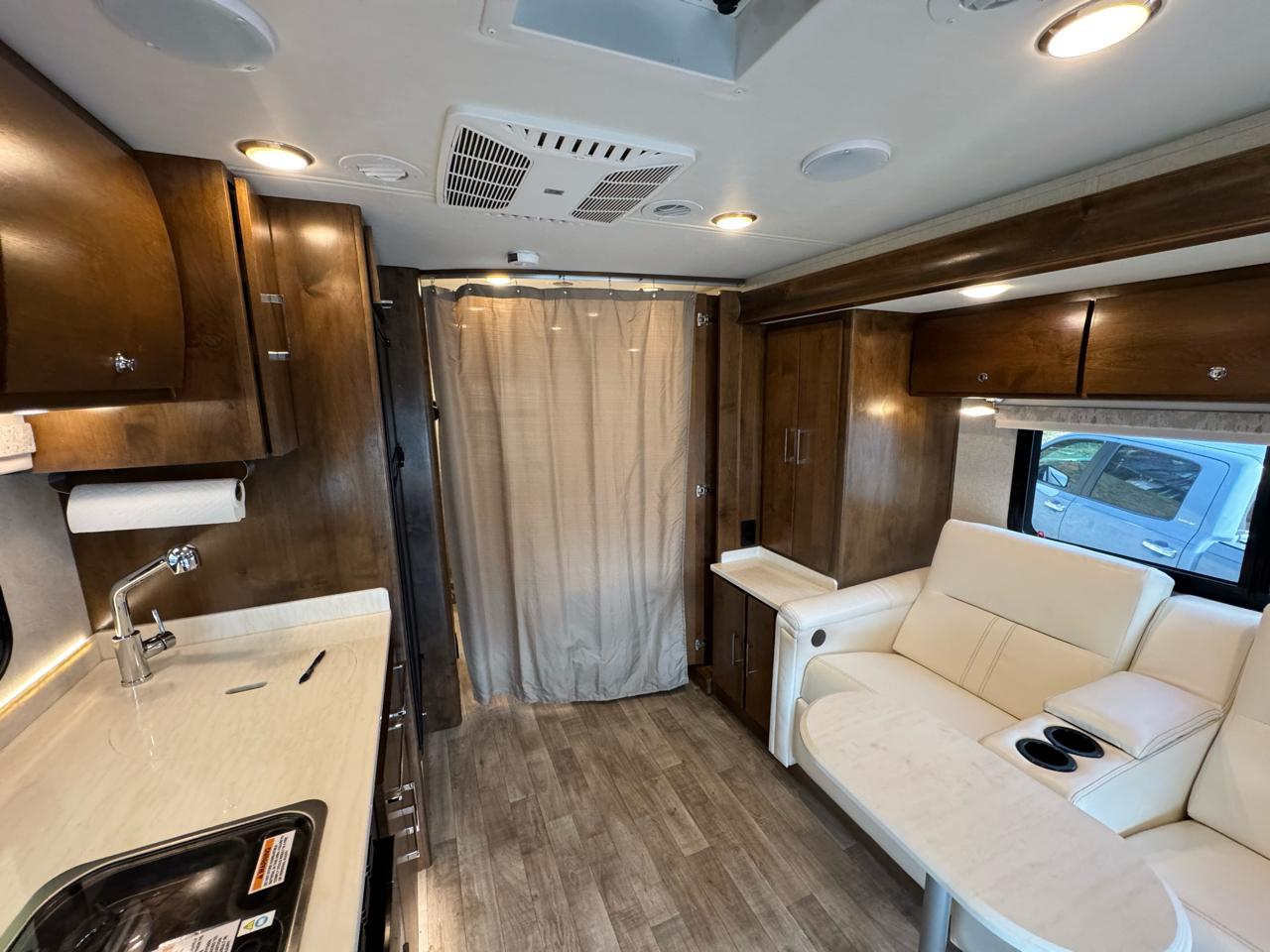 Mercedes-Benz Sprinter 3500 Super High Roof Ext Cargo Van 170 WB 2019