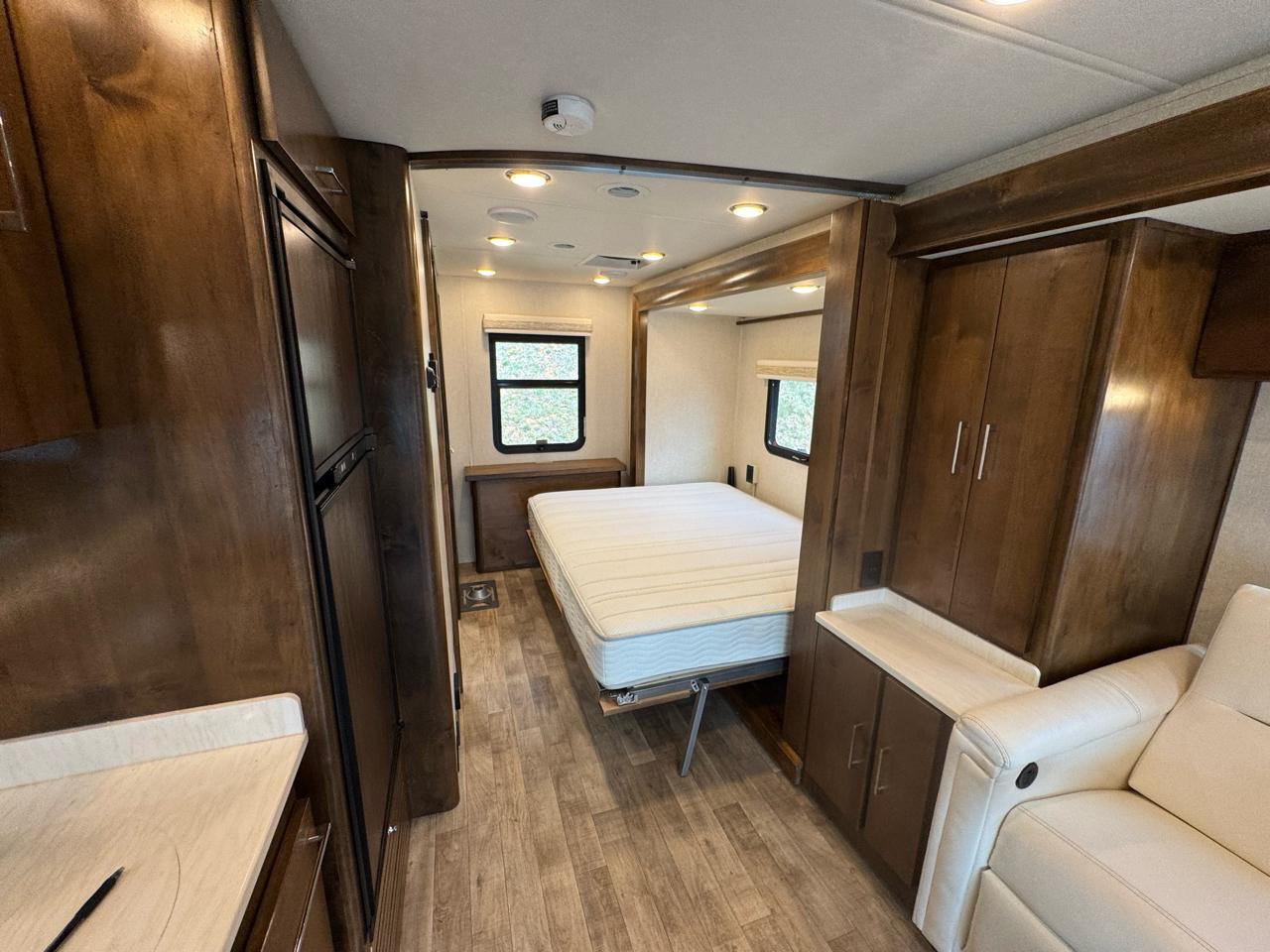 Mercedes-Benz Sprinter 3500 Super High Roof Ext Cargo Van 170 WB 2019