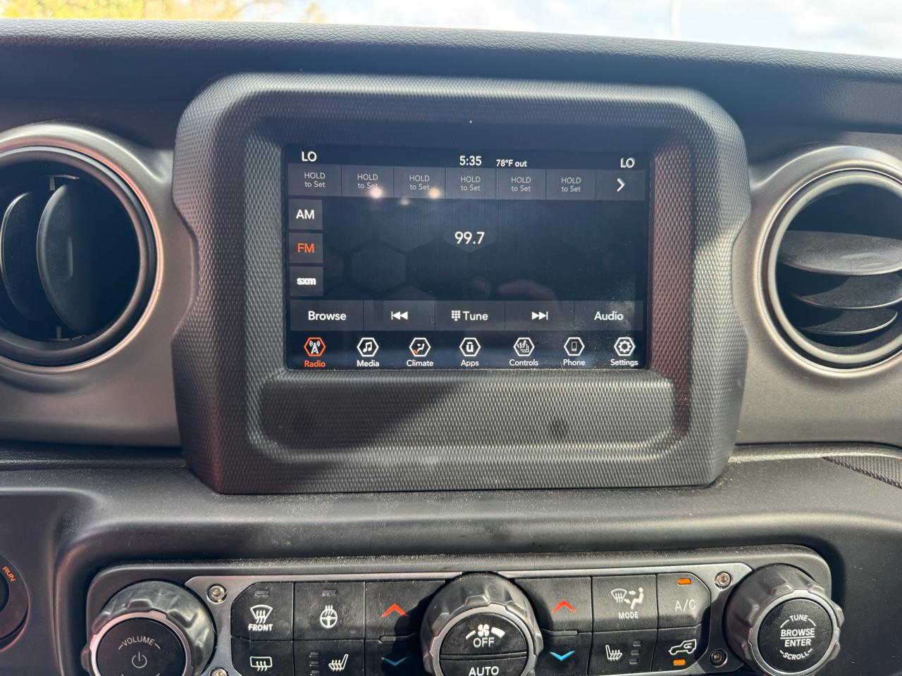 Jeep Gladiator Sport 4x4 2021