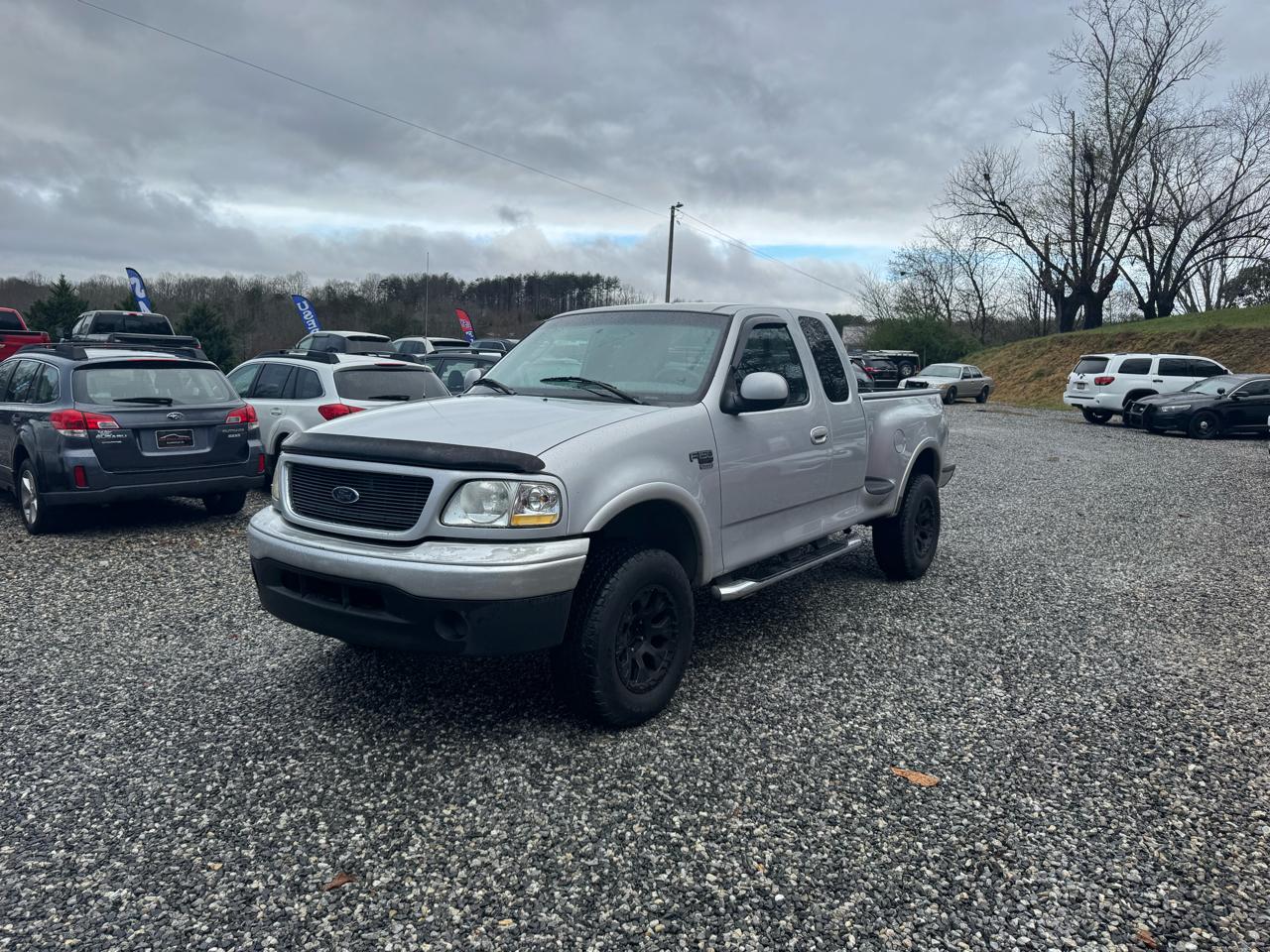 Ford F-150 Supercab Flareside 145" XLT 2003