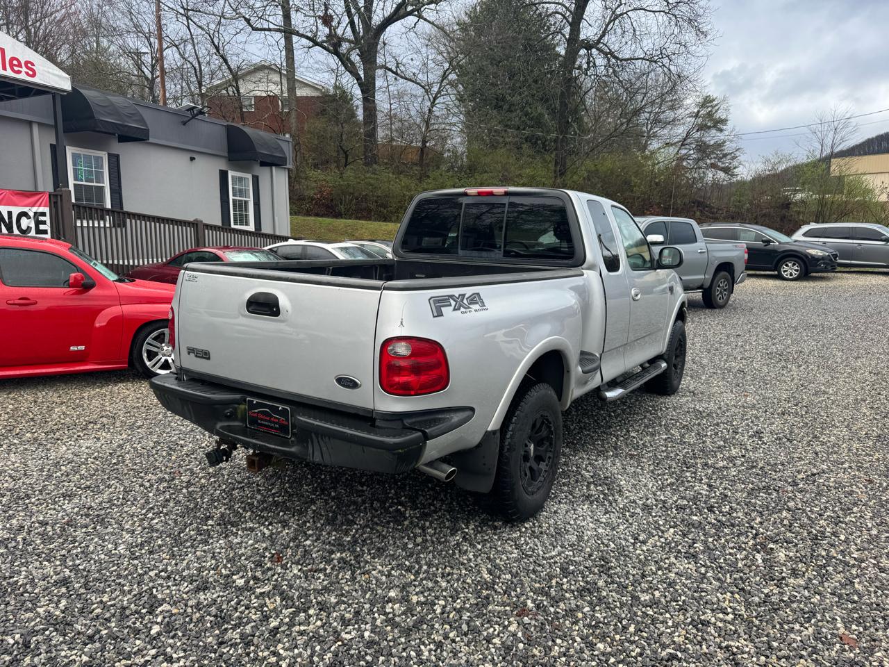 Ford F-150 Supercab Flareside 145" XLT 2003