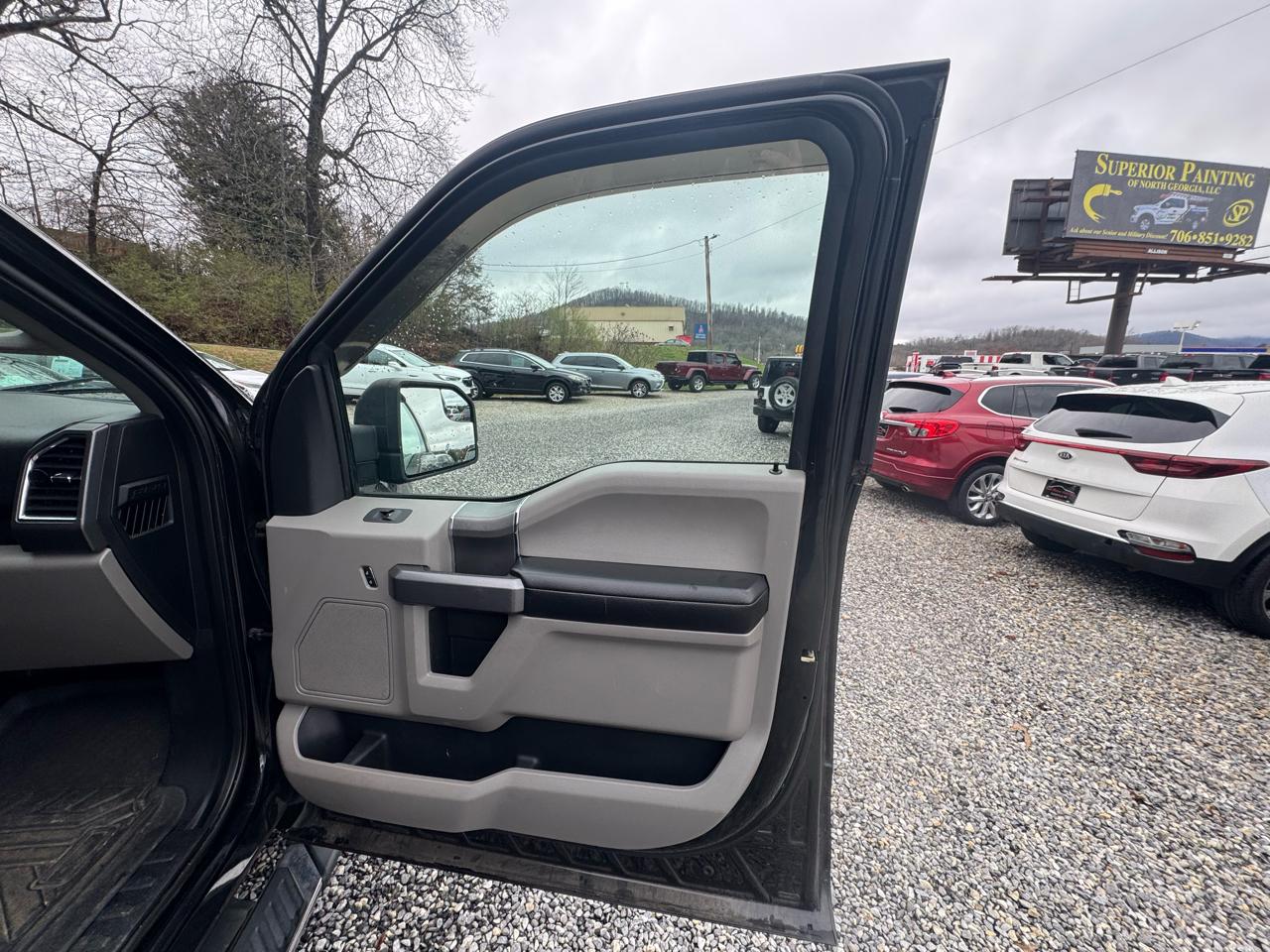 Ford F-150 4WD SuperCrew 145" XLT 2015