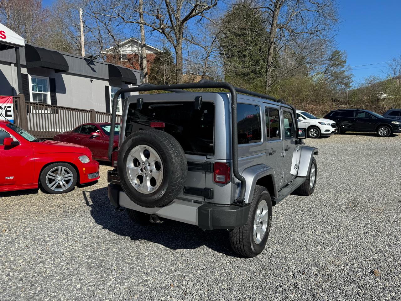 Jeep Wrangler Unlimited 4WD 4dr Sahara 2013