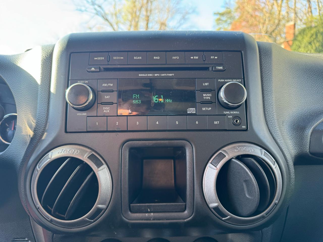 Jeep Wrangler 4WD 2dr Sport 2013