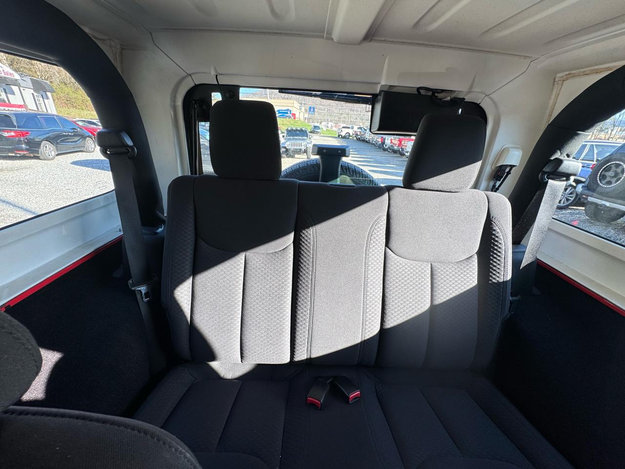 Jeep Wrangler 4WD 2dr Sport 2013