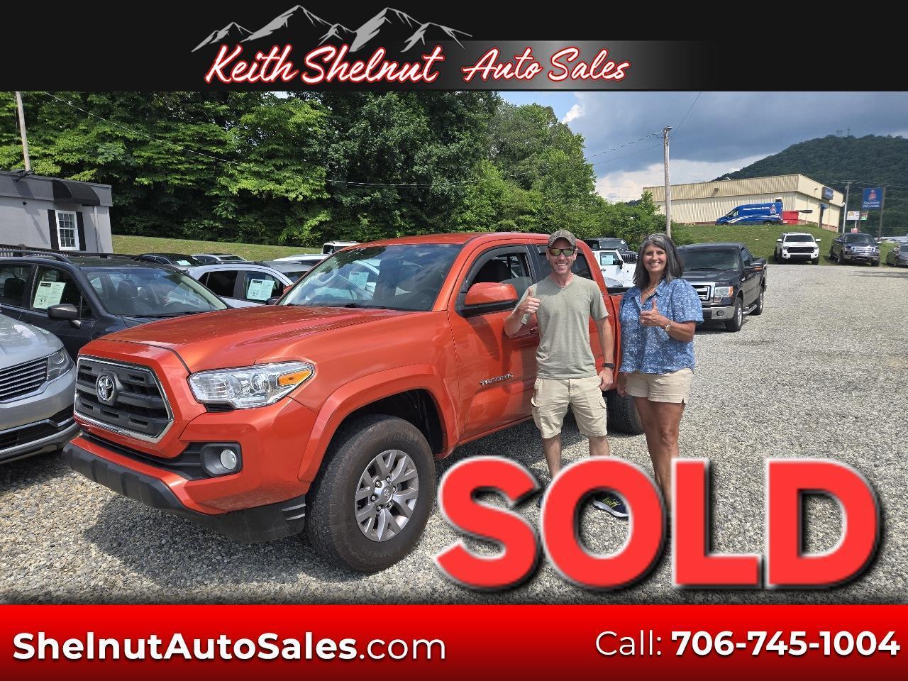 Toyota Tacoma SR5 Dbl Cab 2WD V6 at 2017