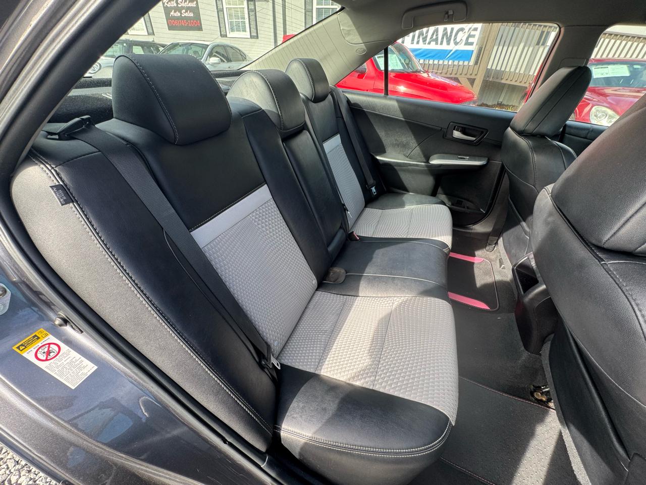 Toyota Camry 4dr Sdn SE Auto (Natl) 2014