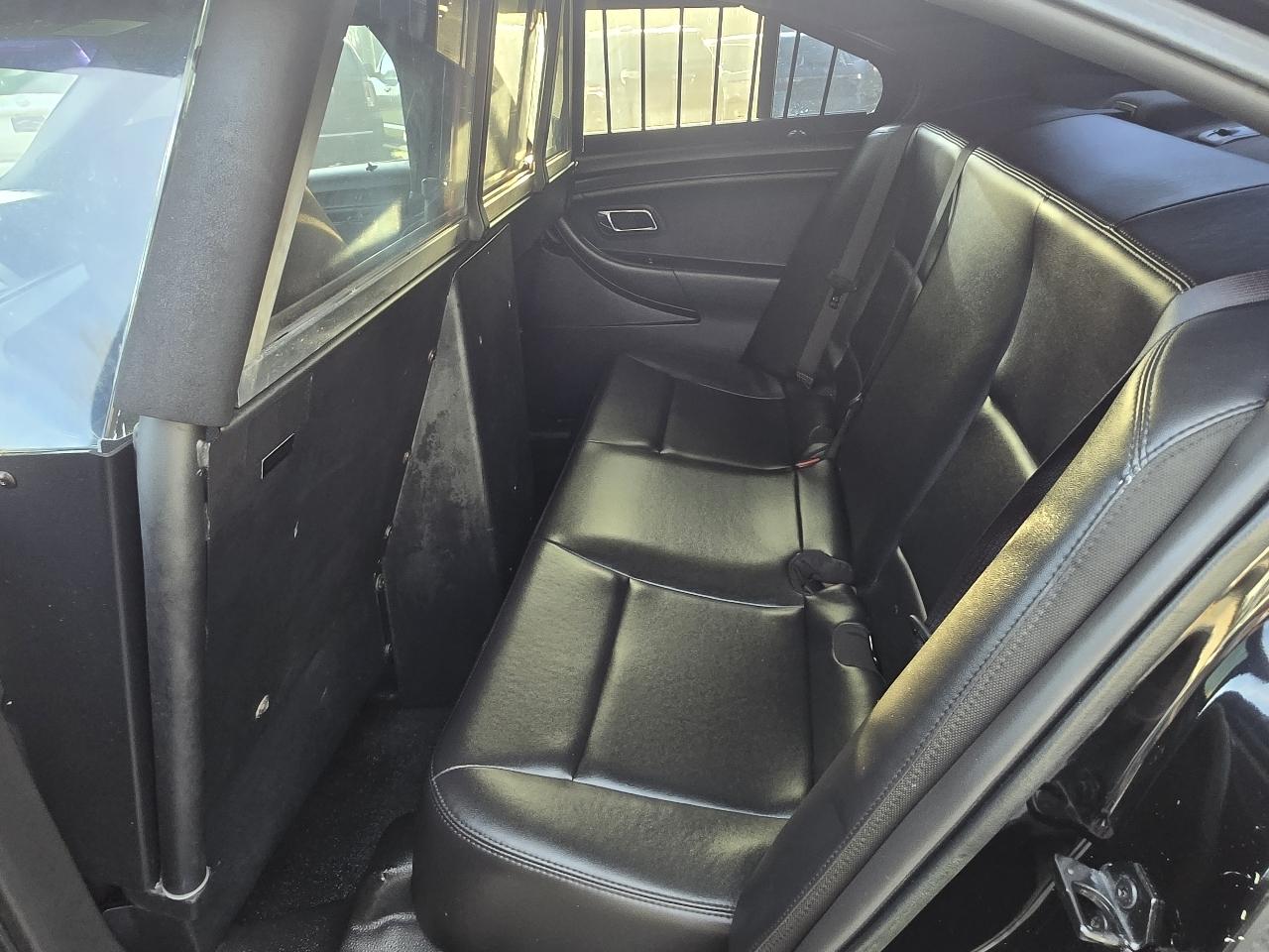 Ford Sedan Police Interceptor 4dr Sdn AWD 2015