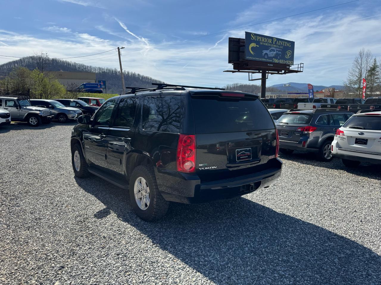 GMC Yukon 2WD 4dr 1500 SLE 2011