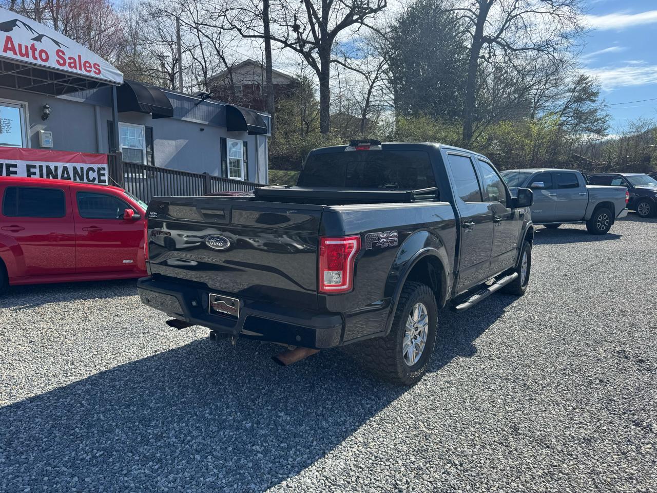 Ford F-150 4WD SuperCrew 150" XLT 2016