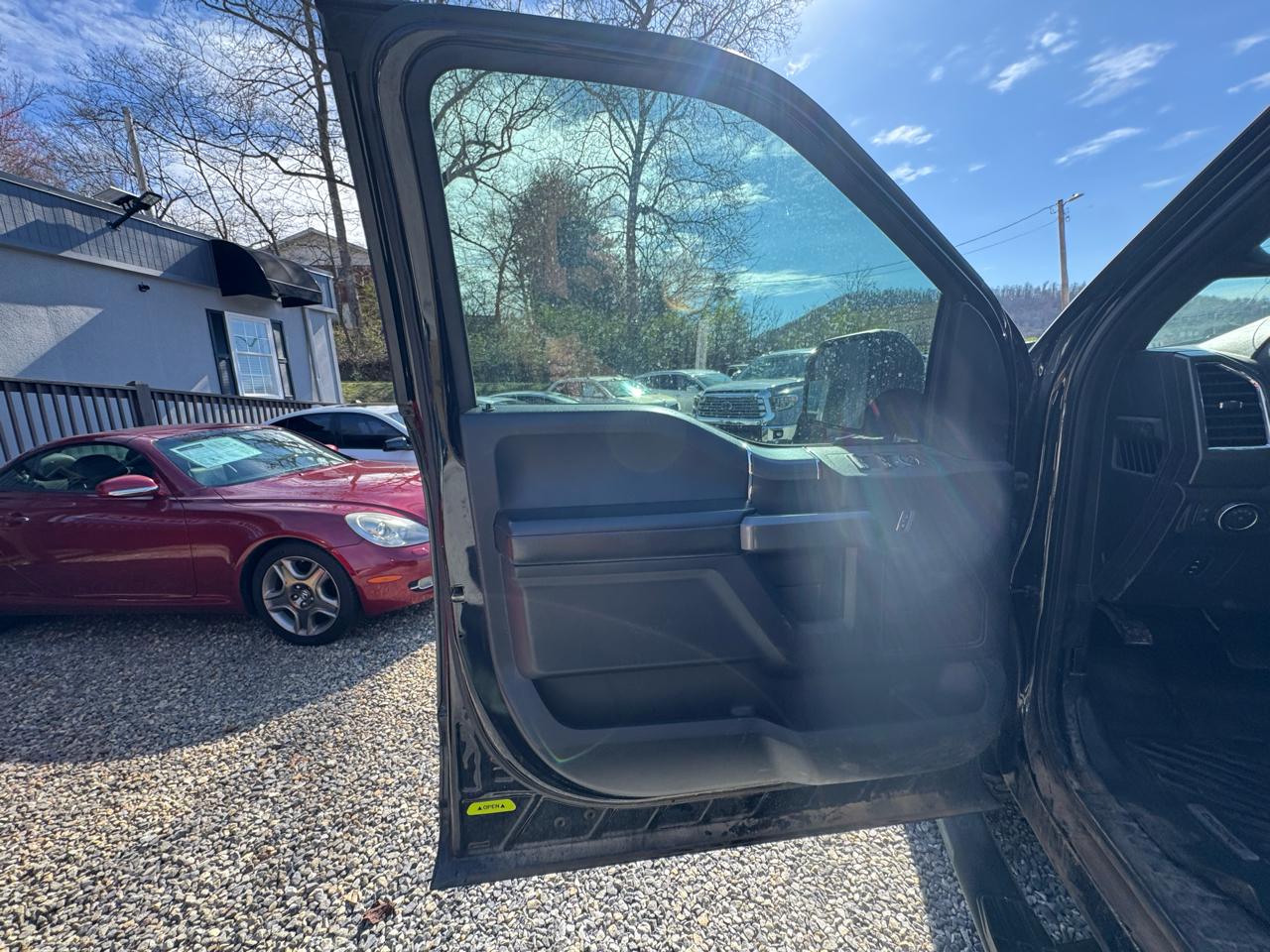 Ford F-150 4WD SuperCrew 150" XLT 2016