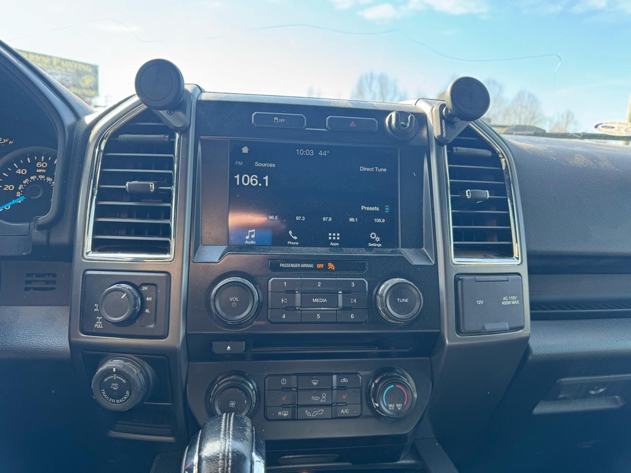 Ford F-150 4WD SuperCrew 150" XLT 2016