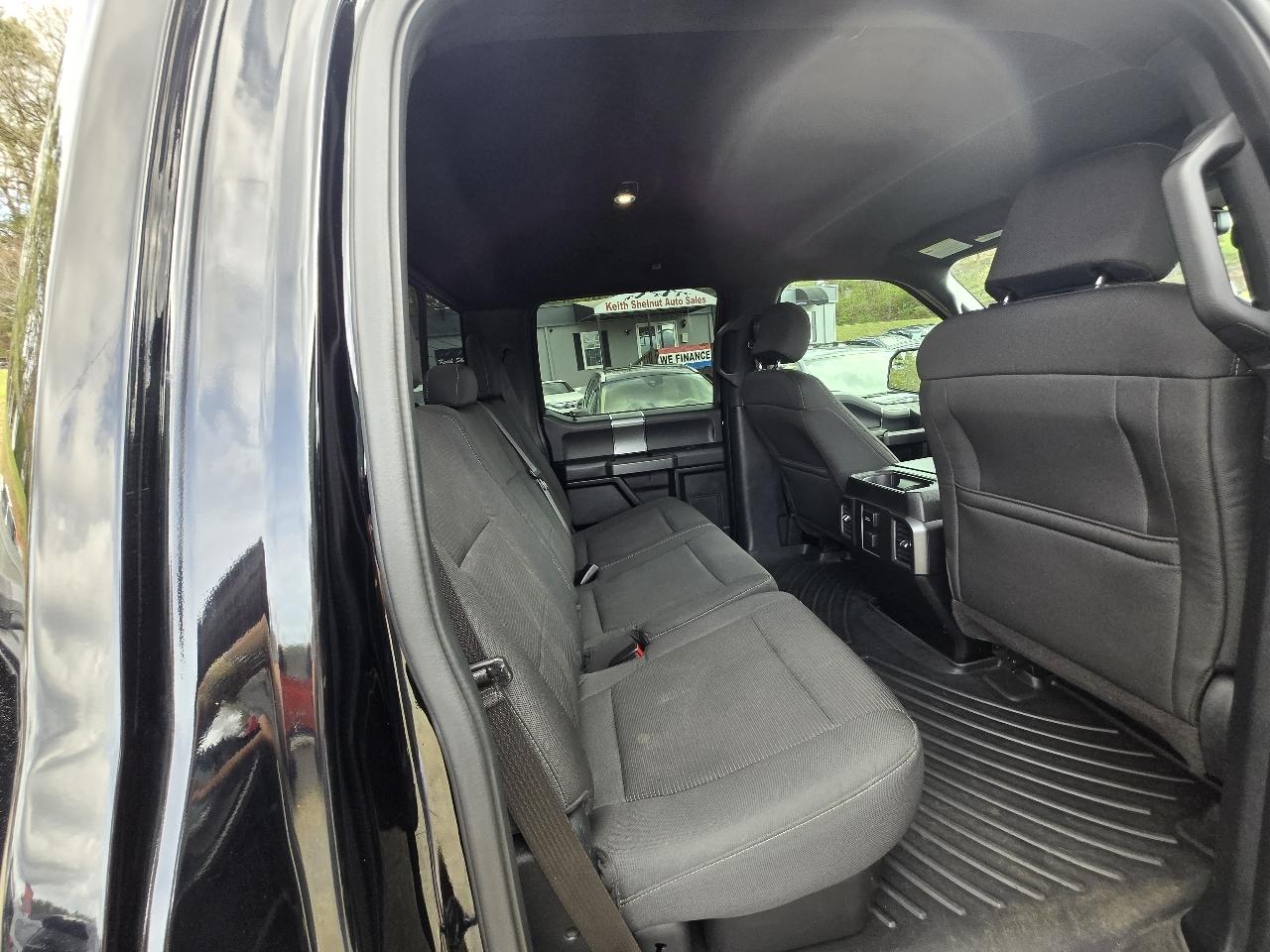 Ford F-150 4WD SuperCrew 150" XLT 2016