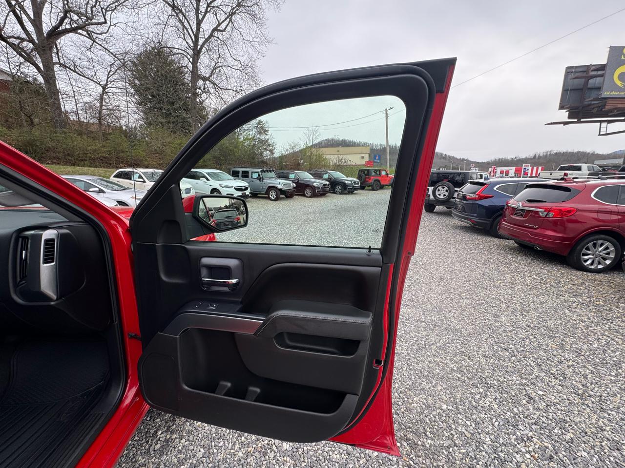 Chevrolet Silverado 1500 4WD Crew Cab 153.0" LT w/1LT 2015