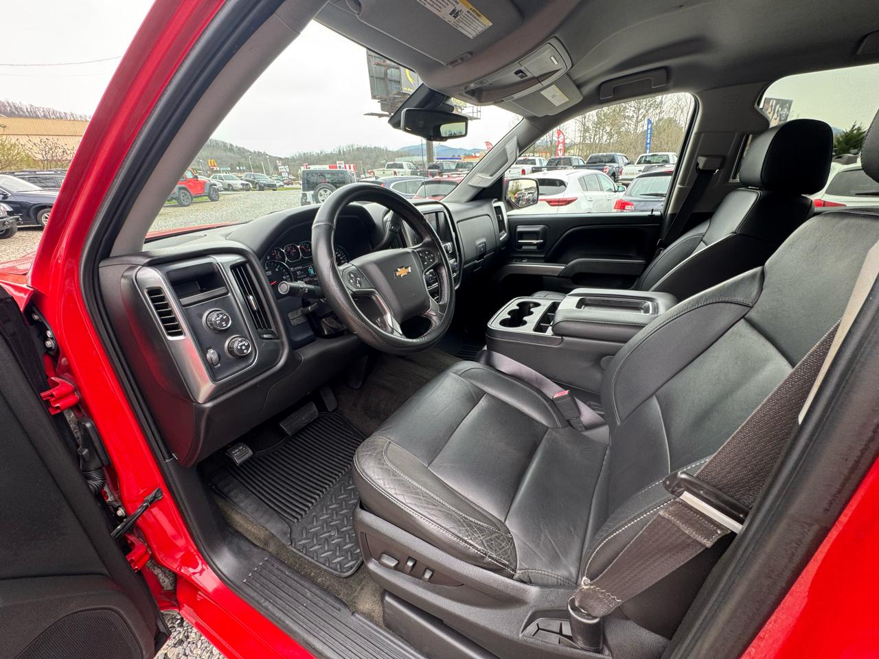 Chevrolet Silverado 1500 4WD Crew Cab 153.0" LT w/1LT 2015