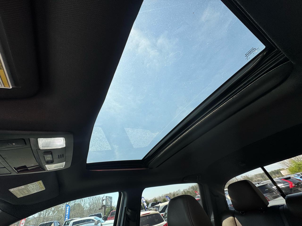 Toyota Tacoma Limited Double Cab 5' Bed V6 4x4 AT (Natl) 2017