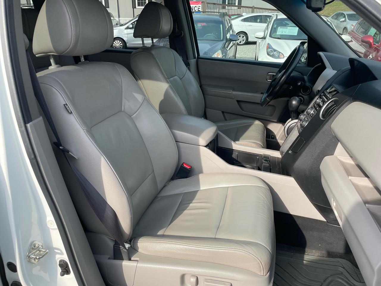 Honda Pilot 2WD 4dr EX-L 2012