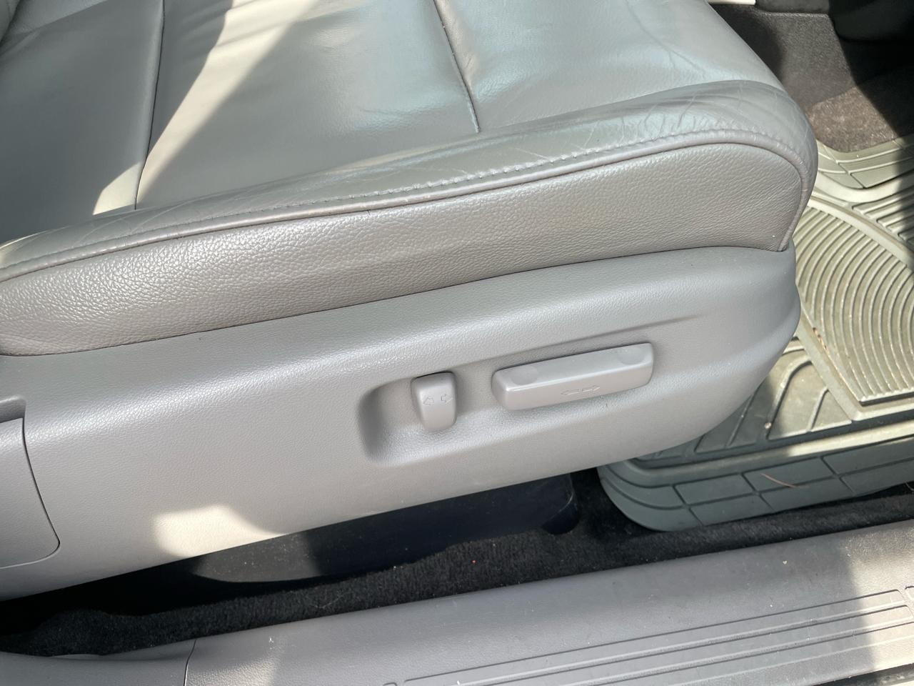 Honda Pilot 2WD 4dr EX-L 2012