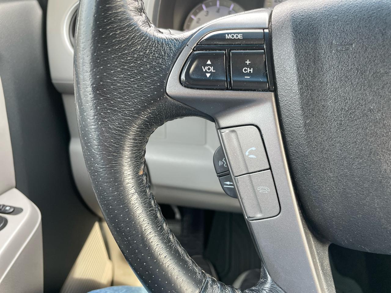 Honda Pilot 2WD 4dr EX-L 2012