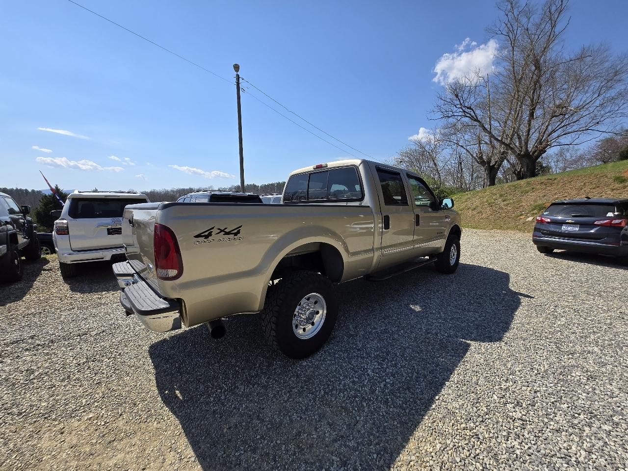 Ford Super Duty F-250 Crew Cab 156" Lariat 4WD 2000