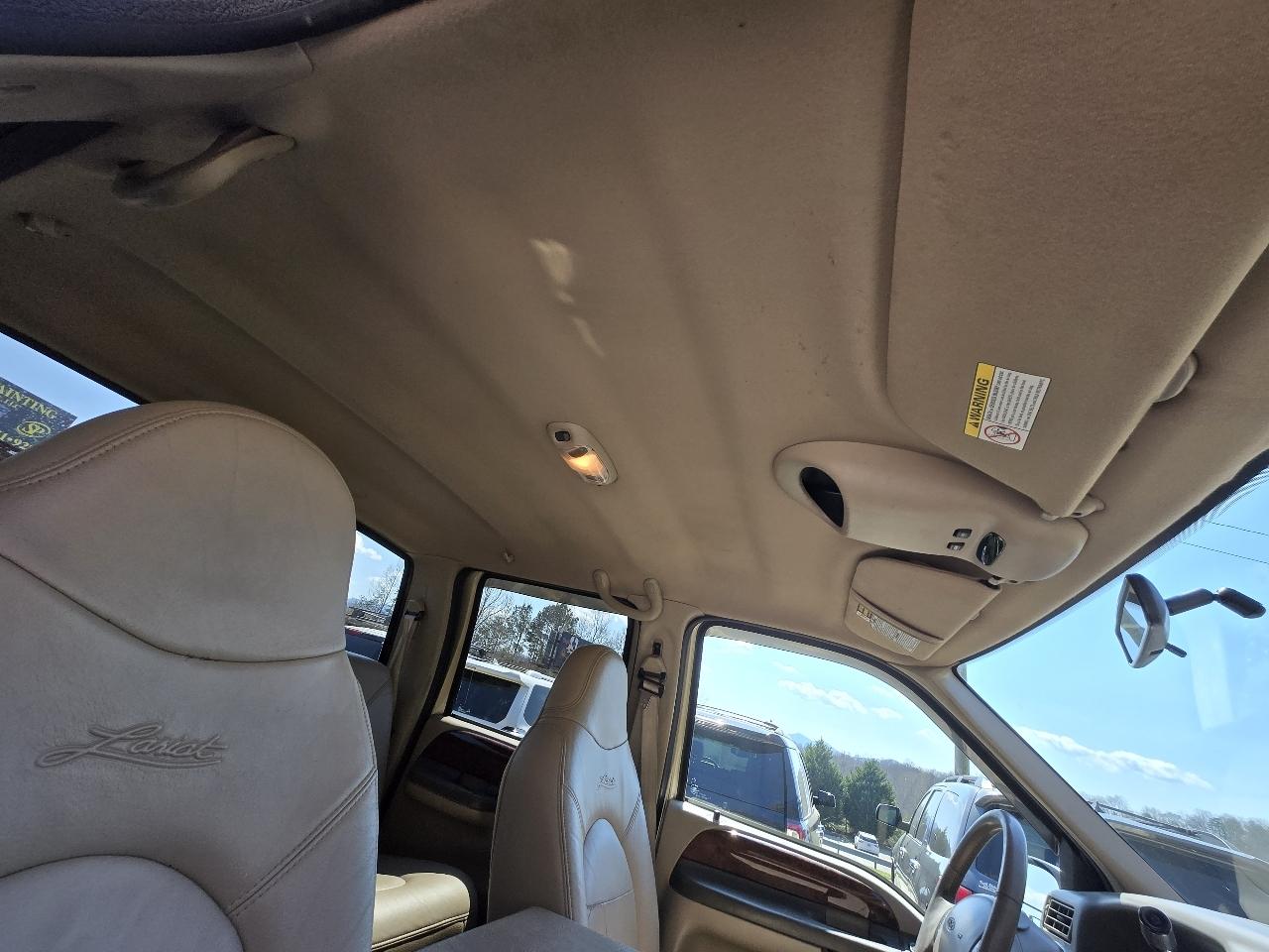 Ford Super Duty F-250 Crew Cab 156" Lariat 4WD 2000