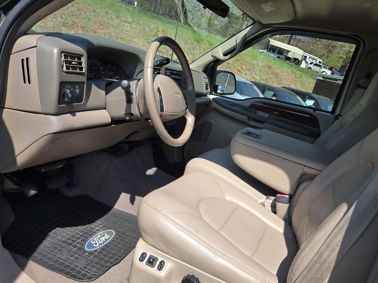 Ford Super Duty F-250 Crew Cab 156" Lariat 4WD 2000