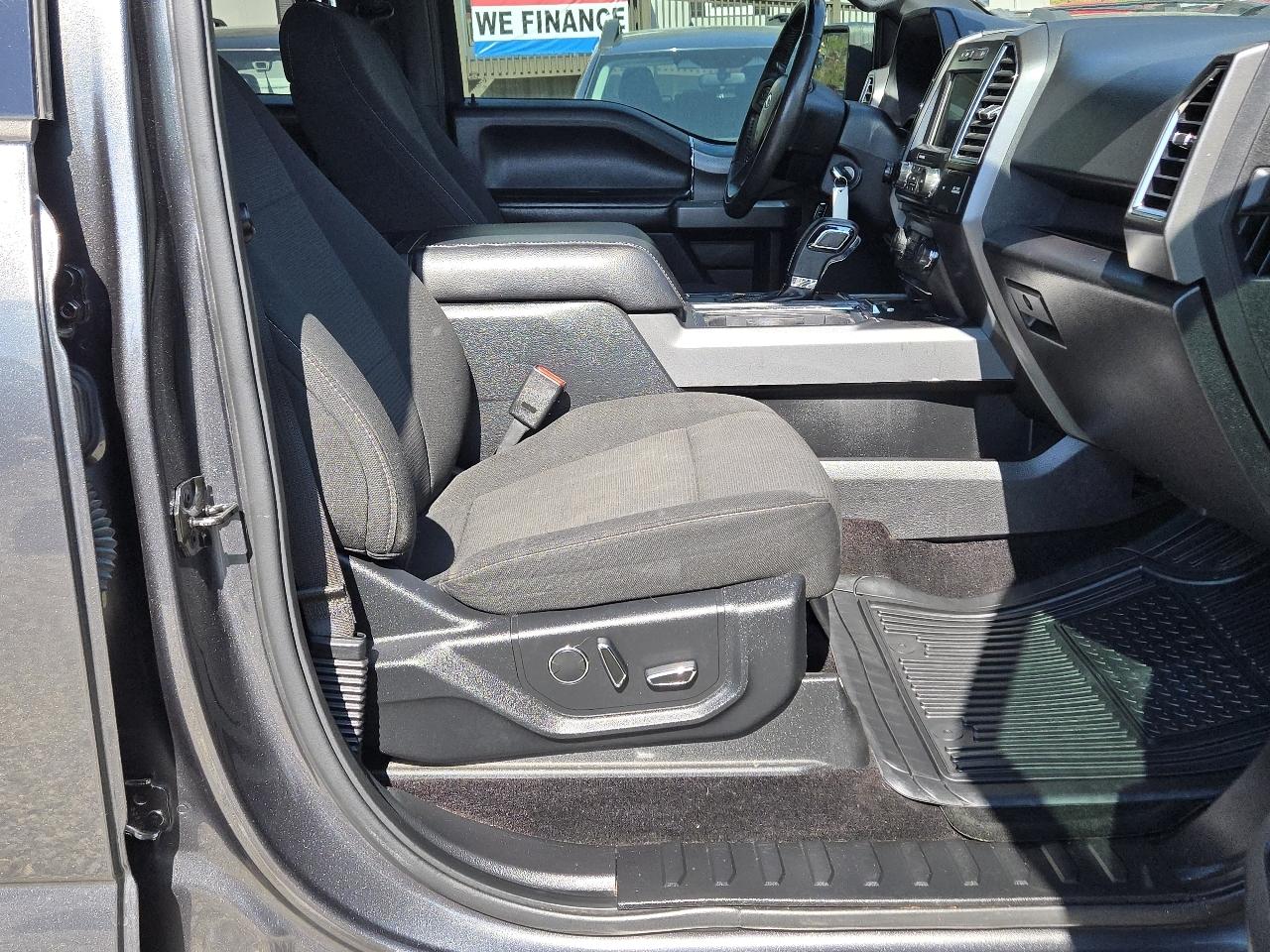 Ford F-150 XLT 4WD SuperCrew 5.5' Box 2017