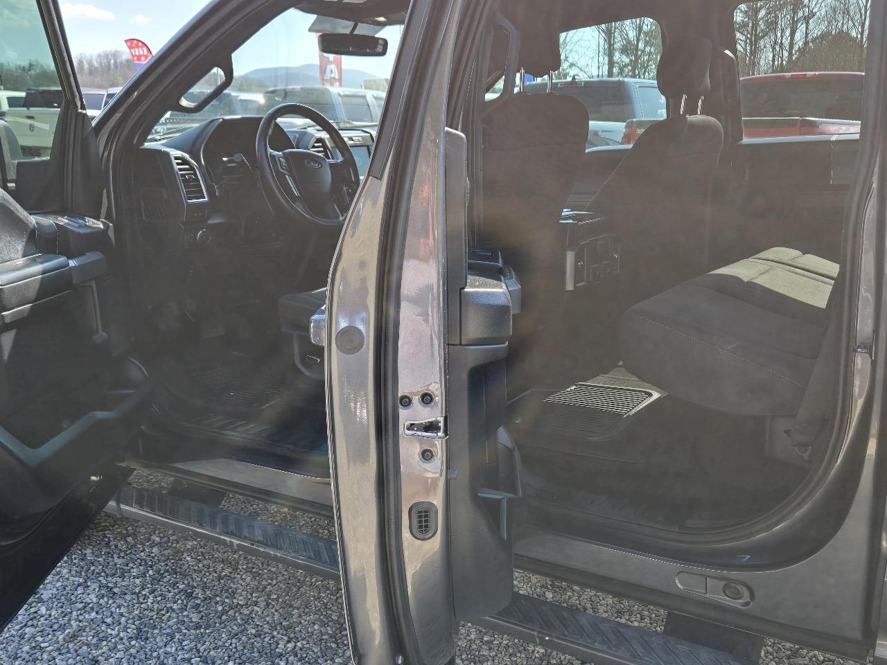 Ford F-150 XLT 4WD SuperCrew 5.5' Box 2017