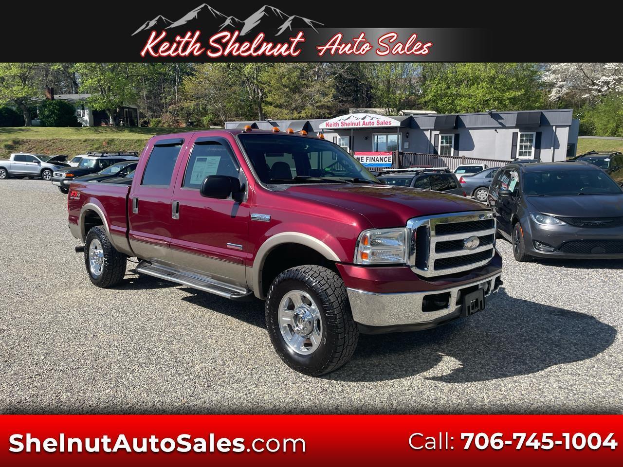 2005 Ford Super Duty F-250 4WD Crew Cab 156" Lariat