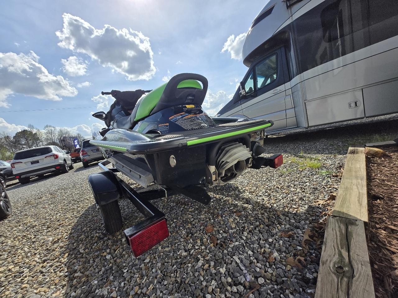 Kawasaki STX-15F  2017