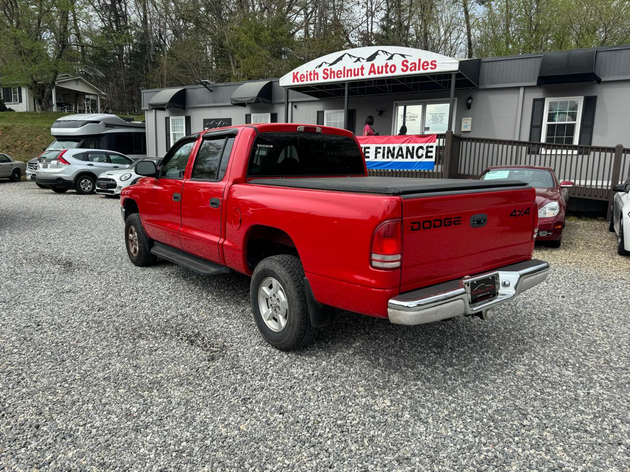 Dodge Dakota Quad Cab 131" WB 4WD SLT 2002