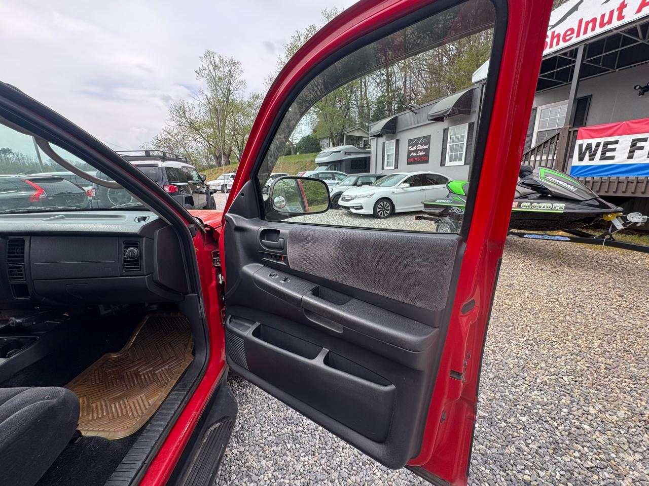Dodge Dakota Quad Cab 131" WB 4WD SLT 2002
