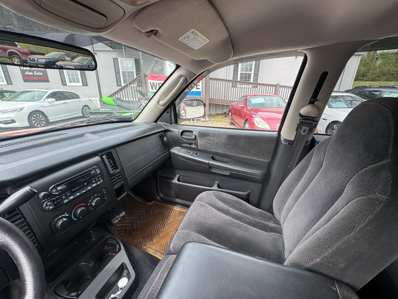 Dodge Dakota Quad Cab 131" WB 4WD SLT 2002