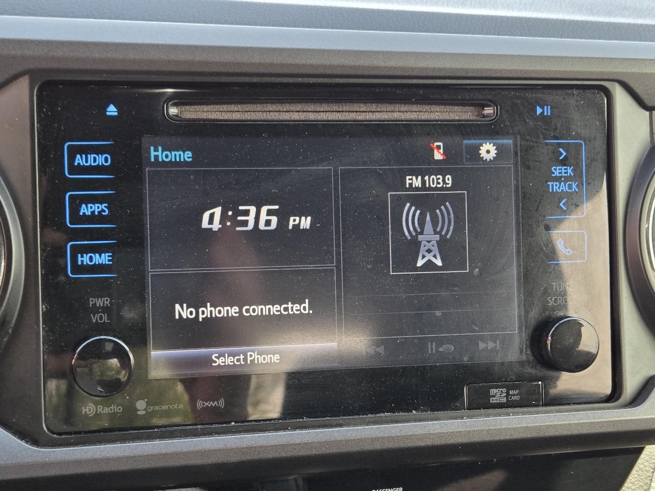 Toyota Tacoma TRD Off Road Double Cab 5' Bed V6 4x4 AT (Natl) 2017