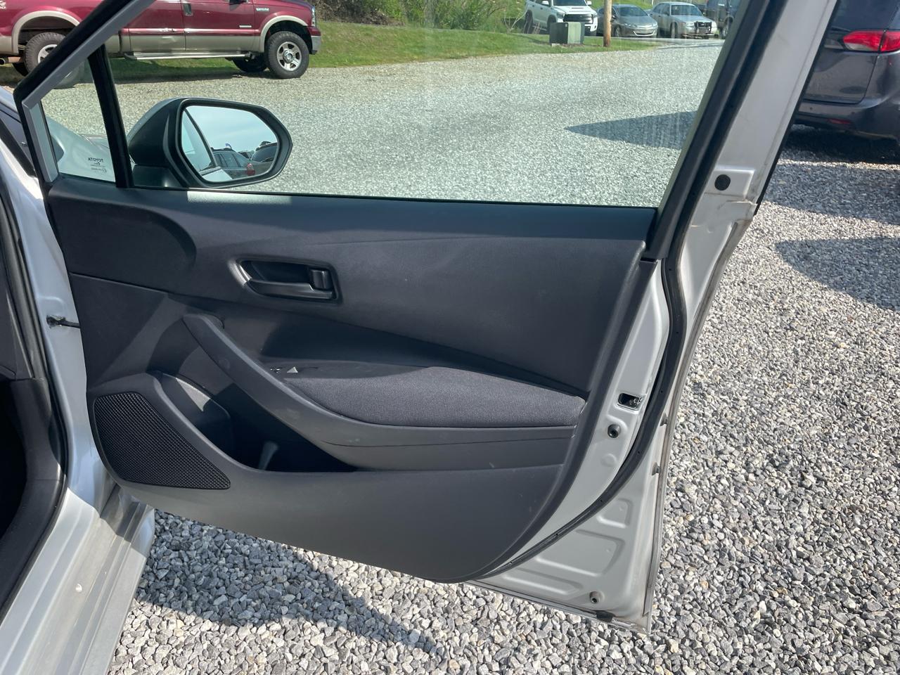 Toyota Corolla LE CVT (Natl) 2022