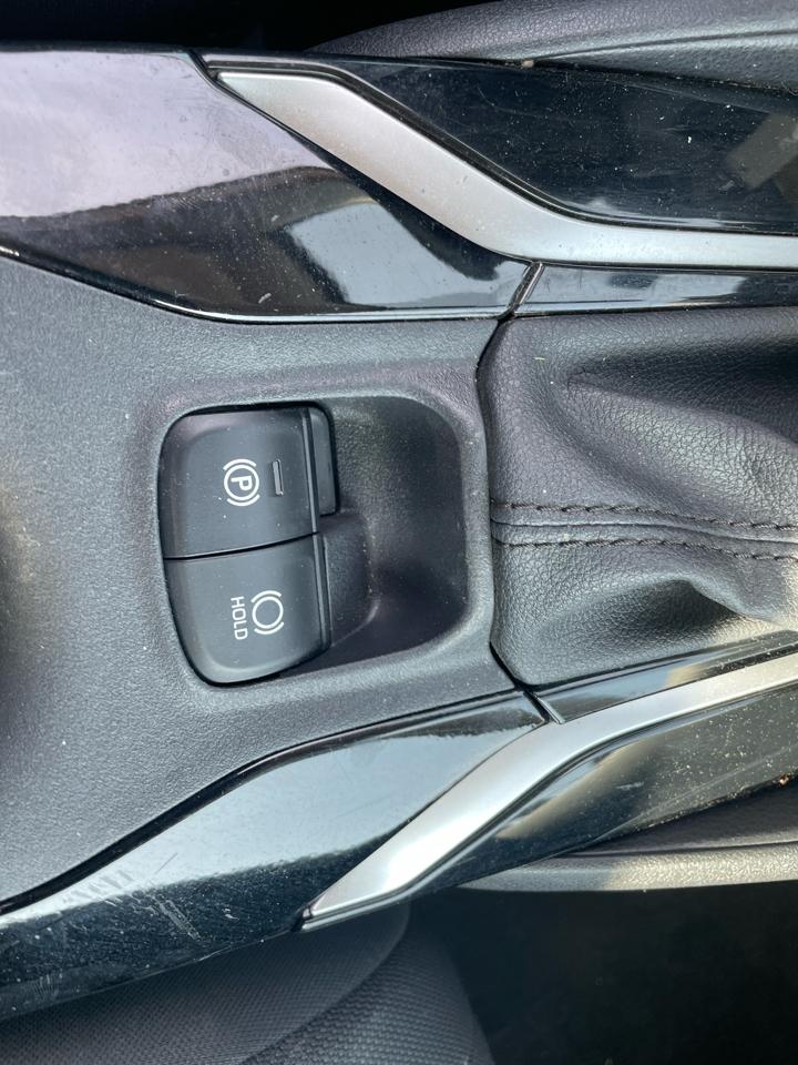 Toyota Corolla LE CVT (Natl) 2022