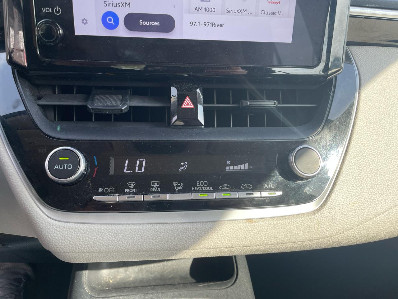 Toyota Corolla LE CVT (Natl) 2023